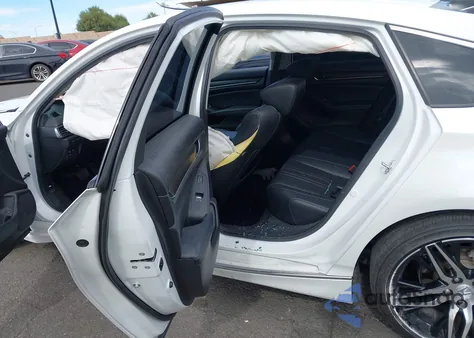 2022 Honda Accord Hybrid Touring from USA, damaged, VIN 1HGCV3F96NA003770